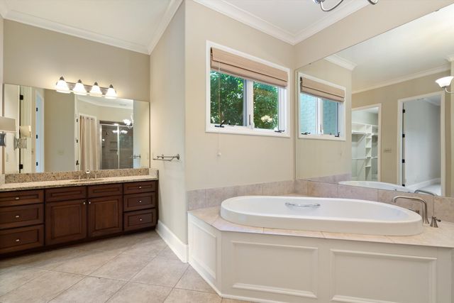 2060 N ARDEN LANDING CV, Germantown, TN 38139