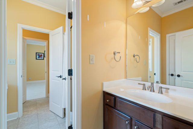 2060 N ARDEN LANDING CV, Germantown, TN 38139