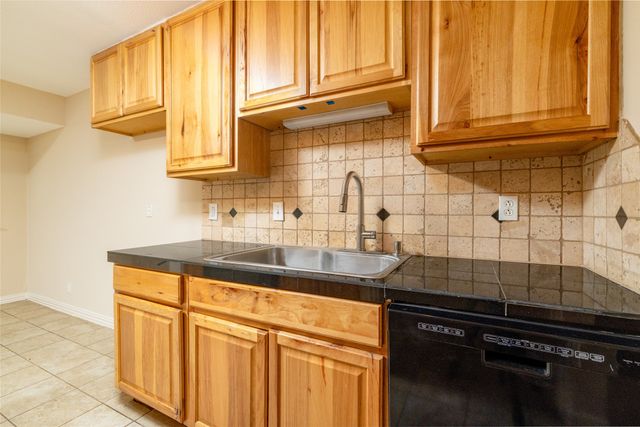 2906 Harvard Street N, Irving, TX 75062