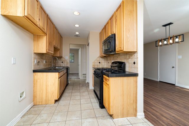 2906 Harvard Street N, Irving, TX 75062