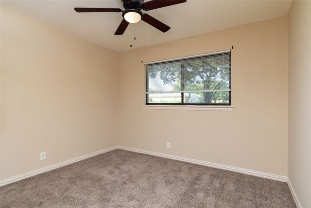 2906 Harvard Street N, Irving, TX 75062