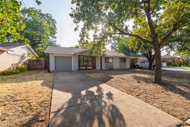 2906 Harvard Street N, Irving, TX 75062