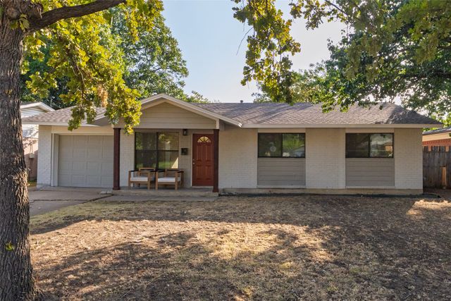 2906 Harvard Street N, Irving, TX 75062