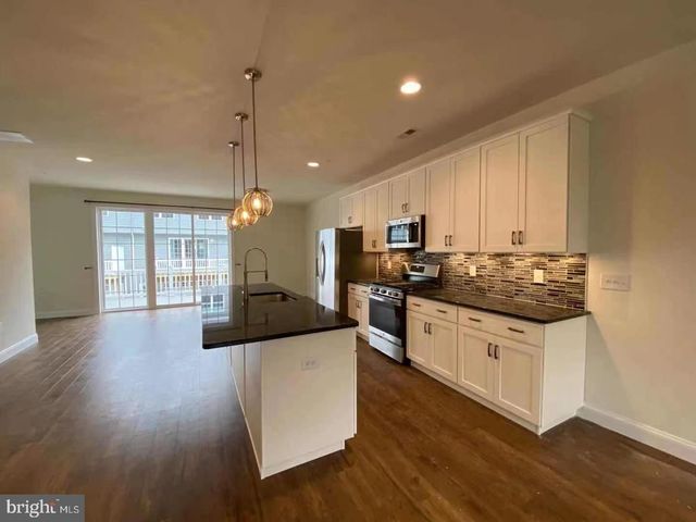 23 CHURCH ST, Chalfont, PA 18914