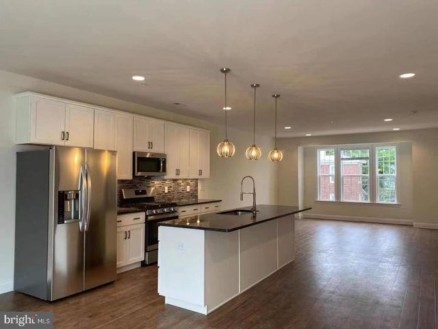 23 CHURCH ST, Chalfont, PA 18914