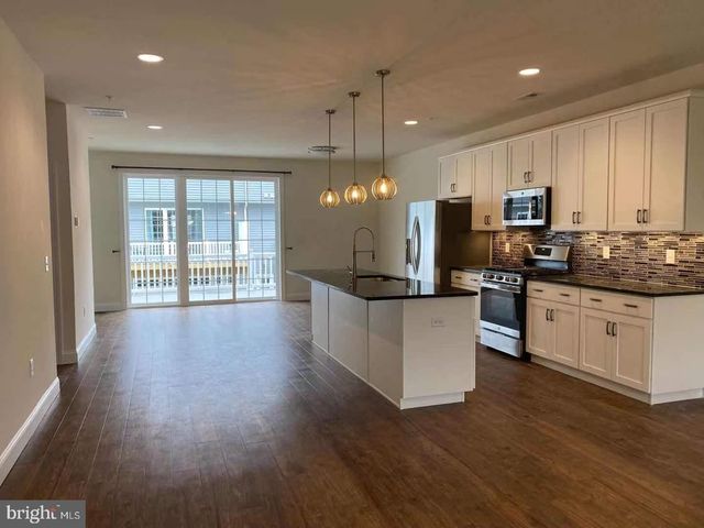 23 CHURCH ST, Chalfont, PA 18914