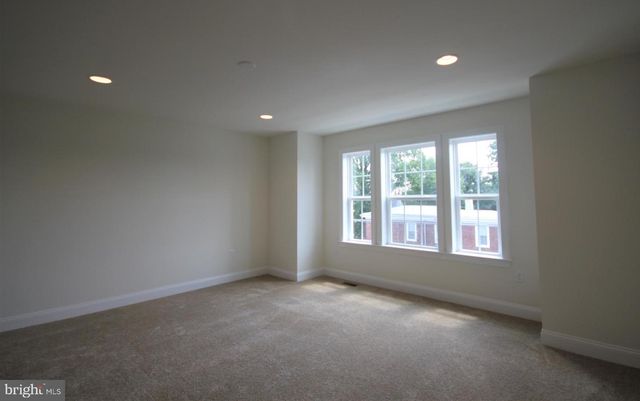23 CHURCH ST, Chalfont, PA 18914