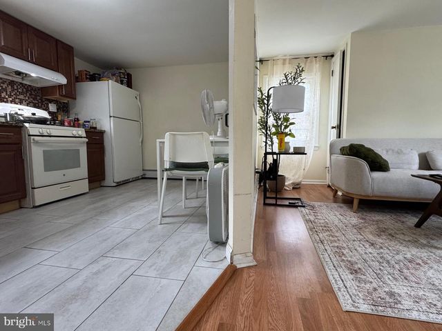 101 ELMHURST AVE, Iselin, NJ 08830