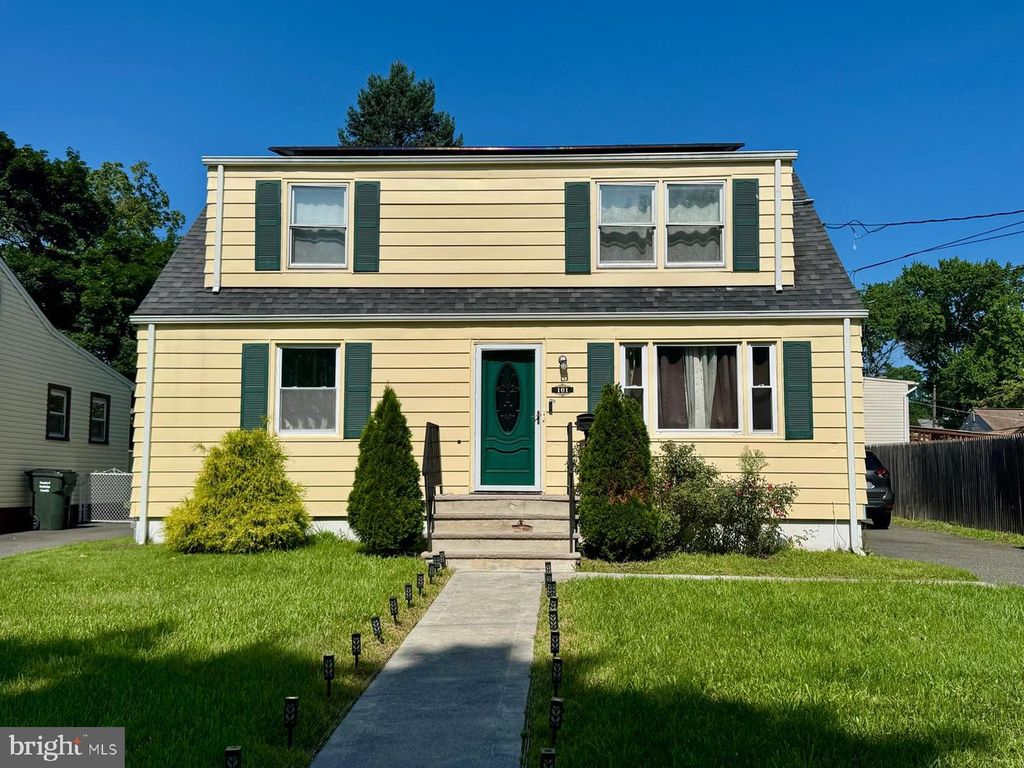 101 ELMHURST AVE, Iselin, NJ 08830