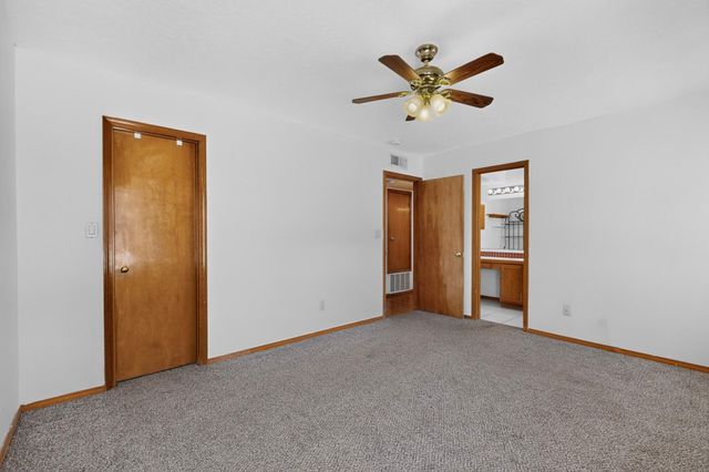 19 Buckbrush Place, Los Lunas, NM 87031