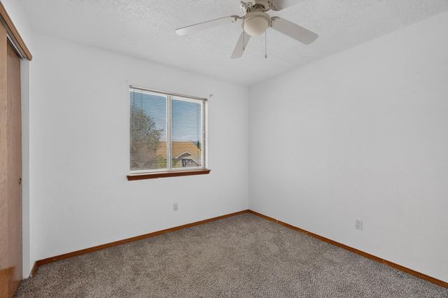 19 Buckbrush Place, Los Lunas, NM 87031