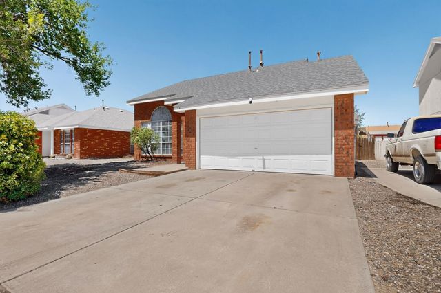 19 Buckbrush Place, Los Lunas, NM 87031