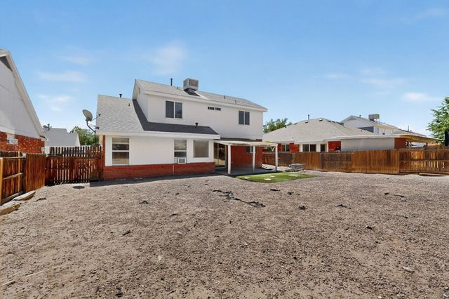 19 Buckbrush Place, Los Lunas, NM 87031