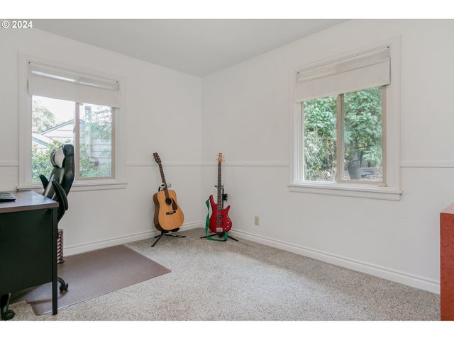 1151 Lorane Hwy, Eugene, OR 97405