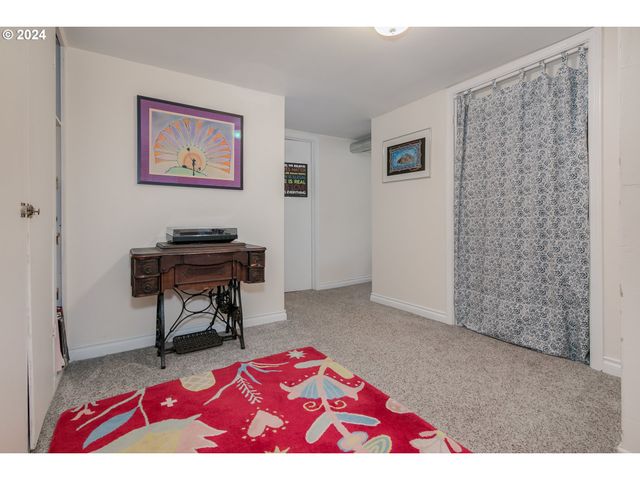 1151 Lorane Hwy, Eugene, OR 97405