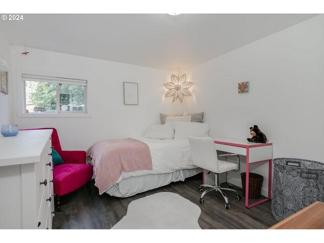 1151 Lorane Hwy, Eugene, OR 97405
