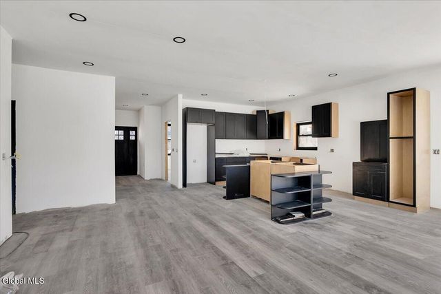 36 Locust Grove Road, Saratoga Springs, NY 12866