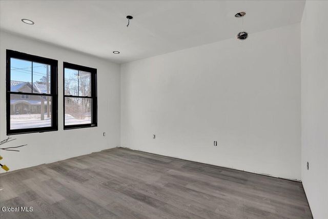 36 Locust Grove Road, Saratoga Springs, NY 12866