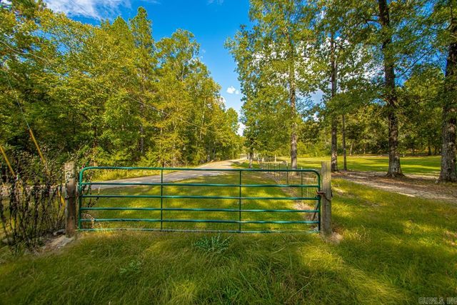 435 Coachlight Road, Hot Springs, AR 71913