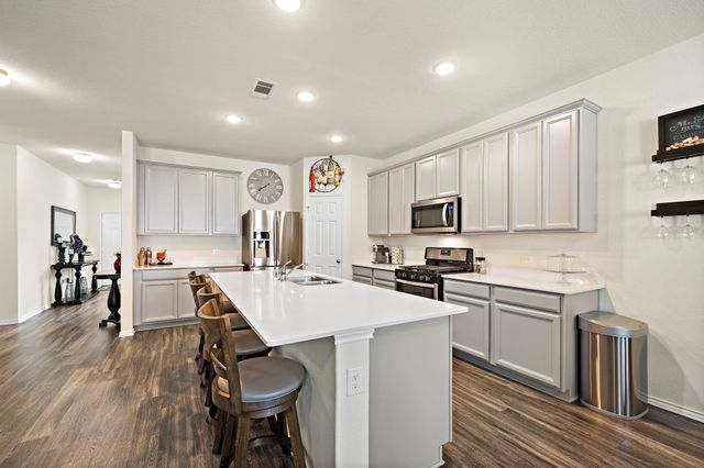 4210 Amber Ruse Drive, Conroe, TX 77304