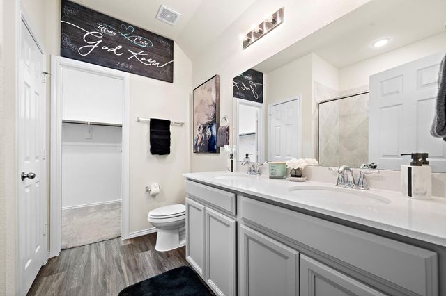 4210 Amber Ruse Drive, Conroe, TX 77304