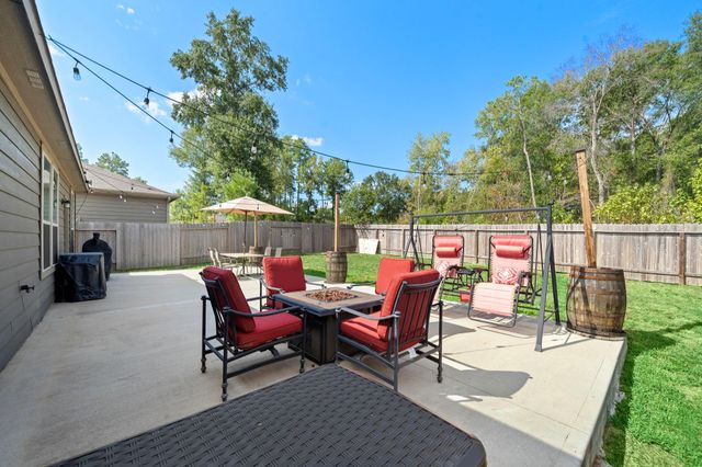 4210 Amber Ruse Drive, Conroe, TX 77304