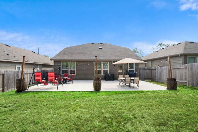 4210 Amber Ruse Drive, Conroe, TX 77304