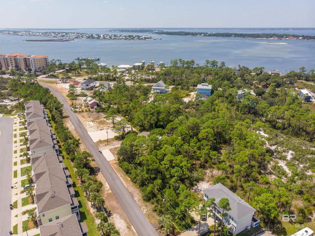 14000 Semmes Street, Pensacola, FL 32507