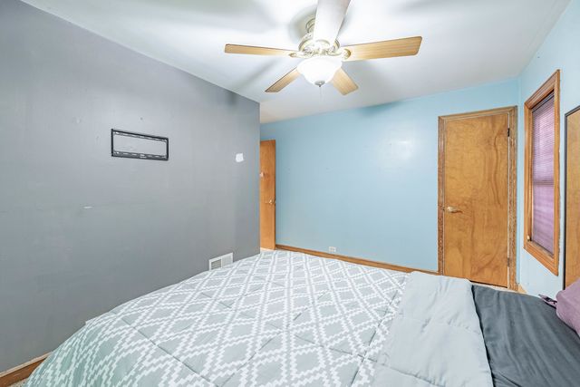 11017 S Campbell Avenue, Chicago, IL 60655