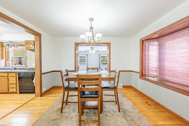 11017 S Campbell Avenue, Chicago, IL 60655