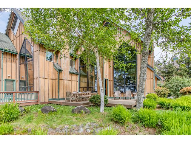 3360 Nw OCEANVIEW Dr, Newport, OR 97365