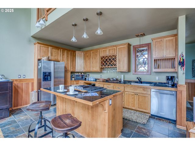 3360 Nw OCEANVIEW Dr, Newport, OR 97365