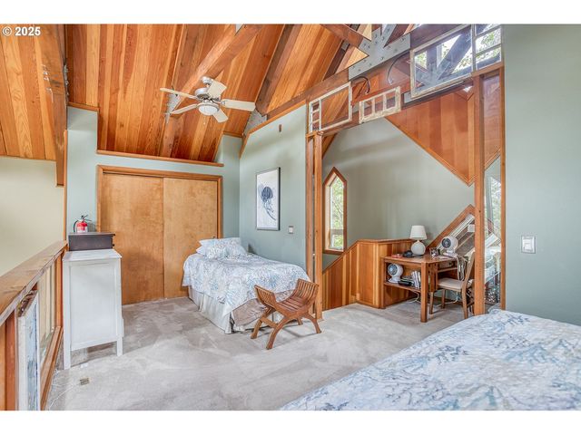 3360 Nw OCEANVIEW Dr, Newport, OR 97365