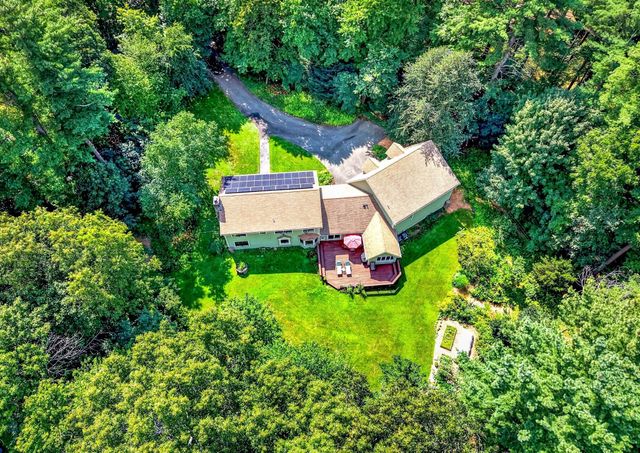 40 Wilson Rd, Bedford, MA 01730