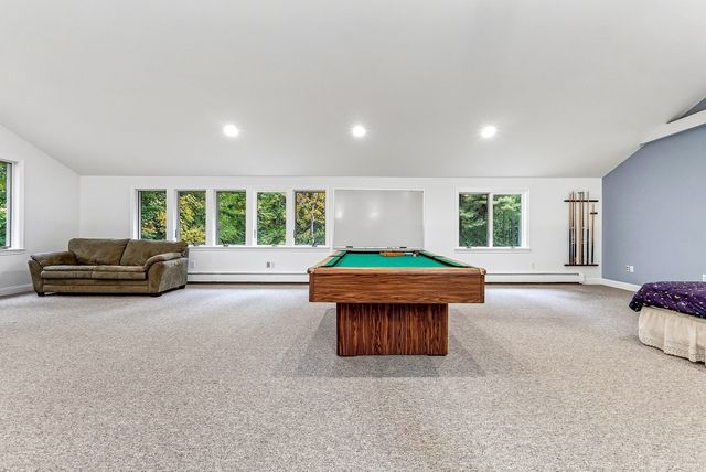40 Wilson Rd, Bedford, MA 01730
