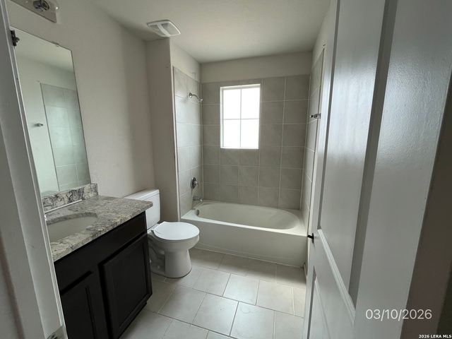 8167 Falcon Meadow, Converse, TX 78109