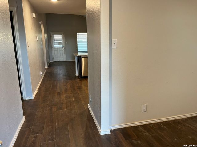 8167 Falcon Meadow, Converse, TX 78109