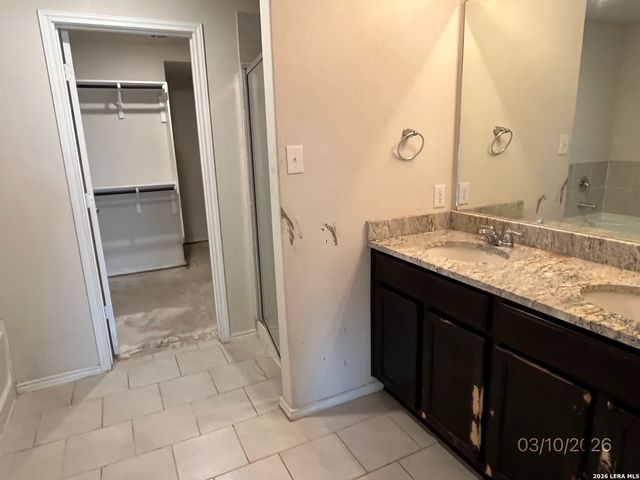 8167 Falcon Meadow, Converse, TX 78109