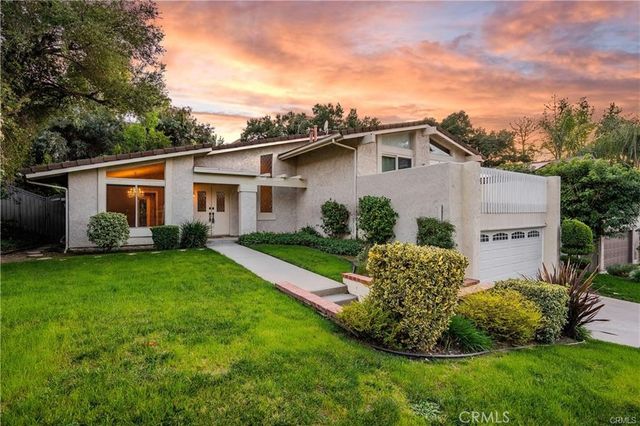 22840 Sparrowdell, Calabasas, CA 91302