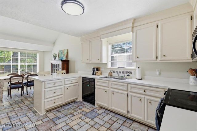 6016 Hawthorne Hill Road, Flowood, MS 39232