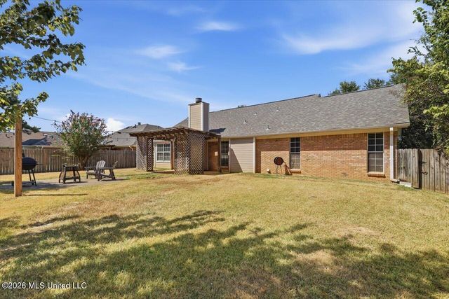 6016 Hawthorne Hill Road, Flowood, MS 39232