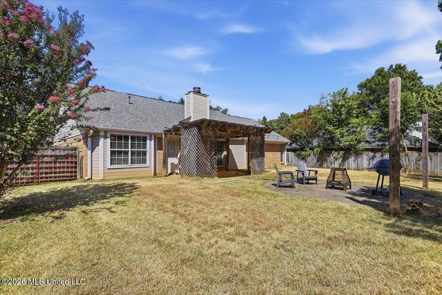 6016 Hawthorne Hill Road, Flowood, MS 39232