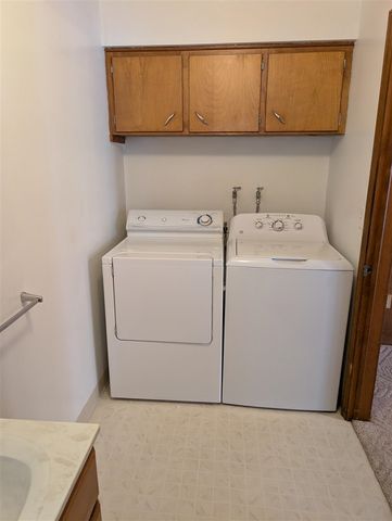 7234 Sunset Avenue, Jenison, MI 49428