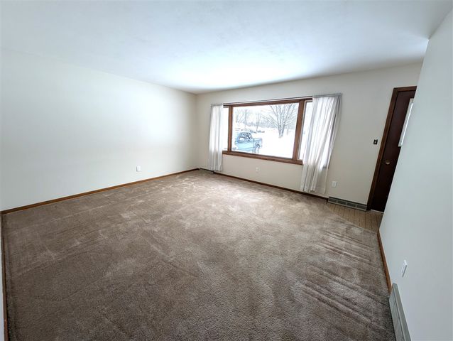 7234 Sunset Avenue, Jenison, MI 49428