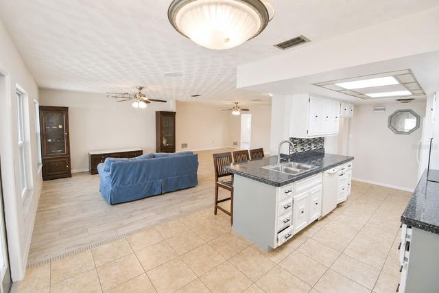 22128 BRONXVILLE AVENUE, Port Charlotte, FL 33952