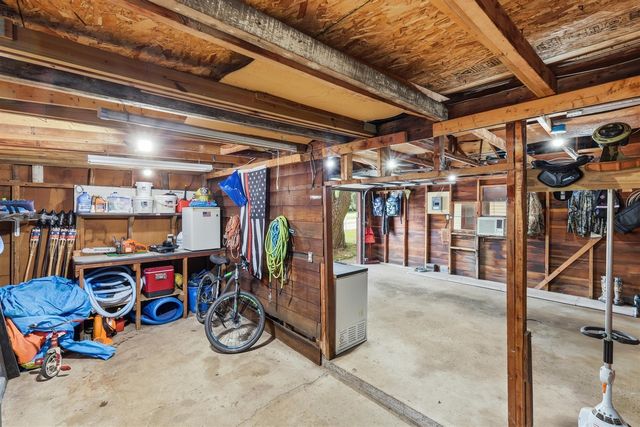 347 6 Mile Road, Comstock Park, MI 49321