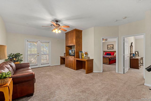 10648 Black Horse, Helotes, TX 78023