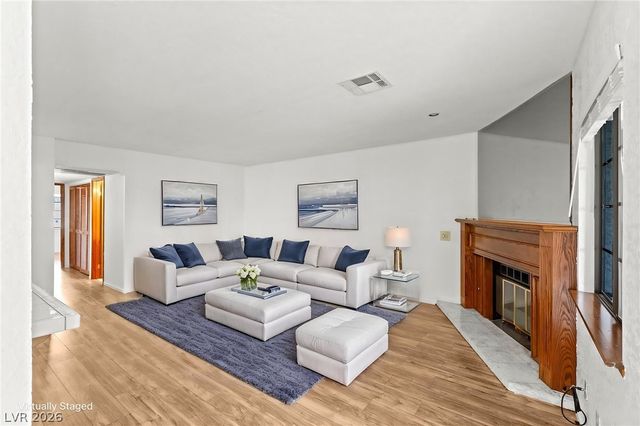 5105 Eldora Avenue 4, Las Vegas, NV 89146