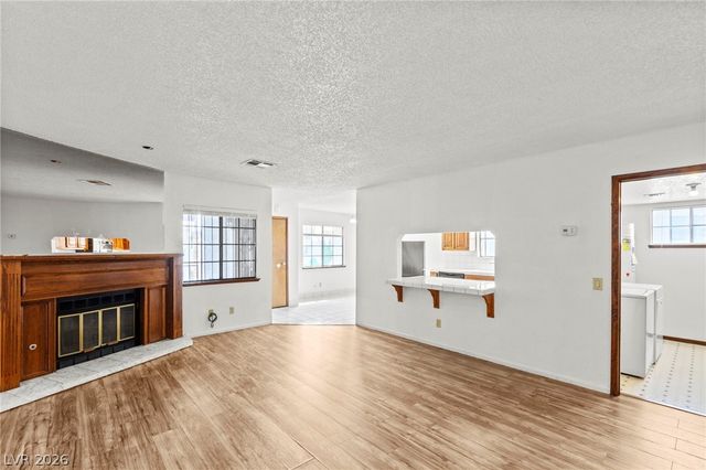 5105 Eldora Avenue 4, Las Vegas, NV 89146