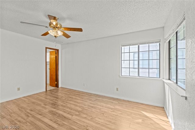 5105 Eldora Avenue 4, Las Vegas, NV 89146